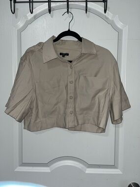 Dynamite crop button up